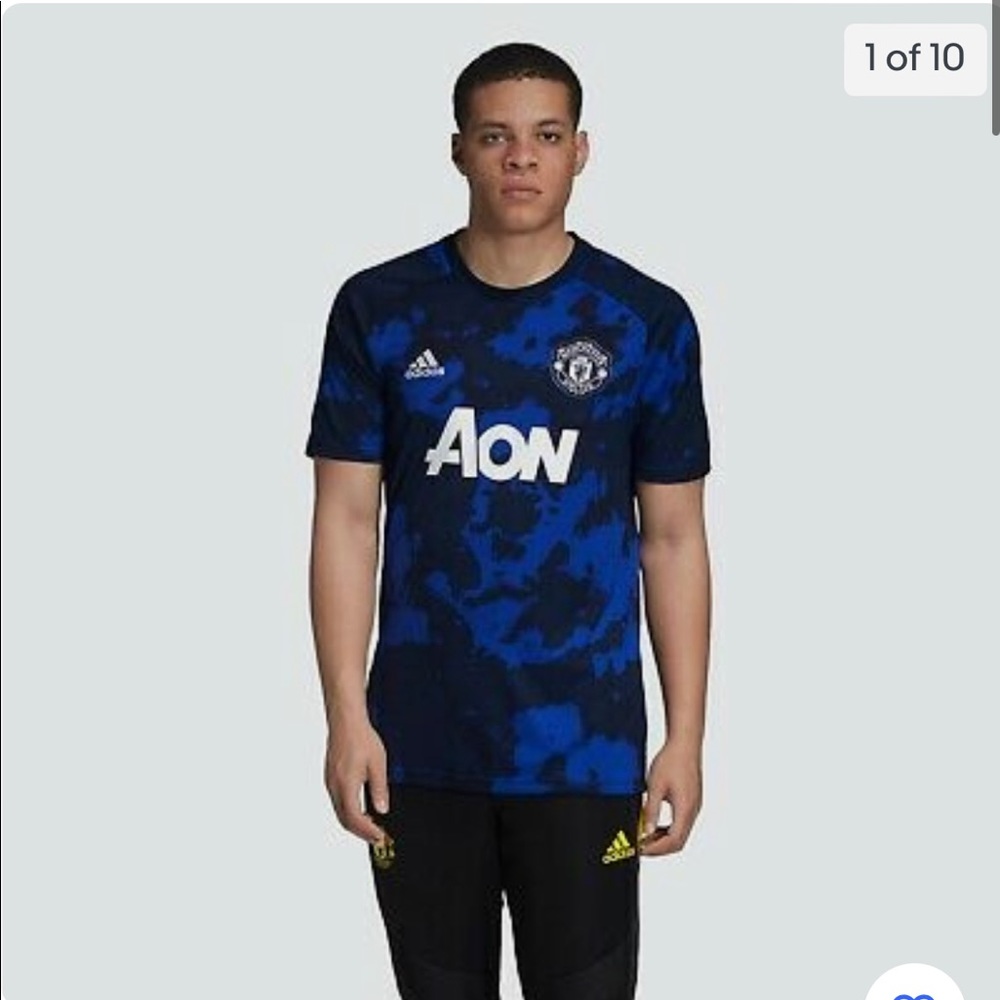Adidas 2019/20 pre match Manchester United jersey sz SMALL